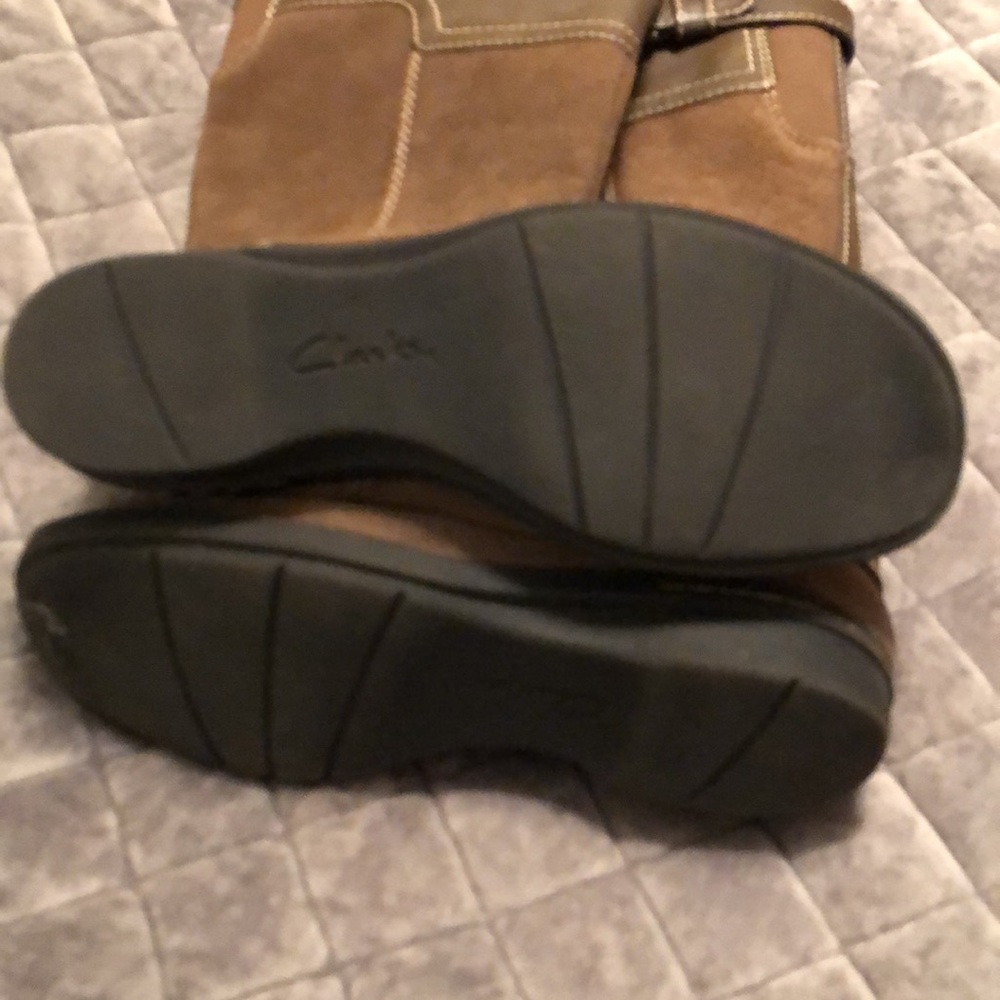 Clarks Riding Boot. Size 9 - image 3